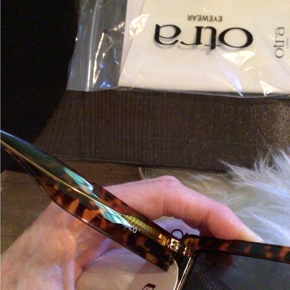 New! *sale READ Rare OtraMalo sunglasses - Picture 3 of 9
